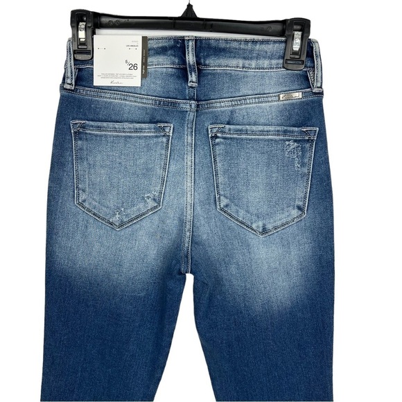 NWT KanCan Junior Women’s Blue Jeans Sz 5/26 Raw Hems W/slit Distressed Stretch - Picture 4 of 15